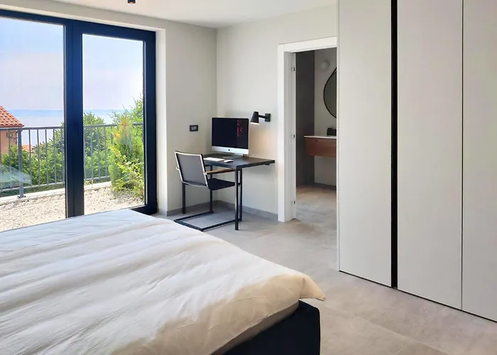 Opatija Sky, For 10 With Panoramic Sea View * Donji Rukavac